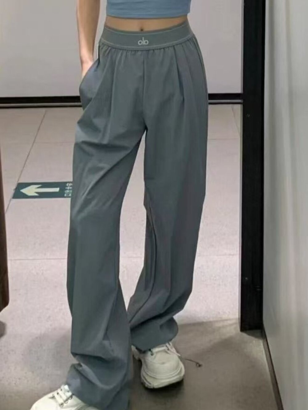 ALO Yoga Suit Up Pants 😝 Steel Grey Size:XXS 💘Casual Style nwt & authentic - Picture 2 of 7